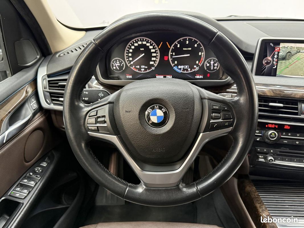 BMW X5 xDrive 30d - BVA Lounge Plus - Suivi complet BMW - Sièges électriques - Attelage - Affichage tête h (image 18)