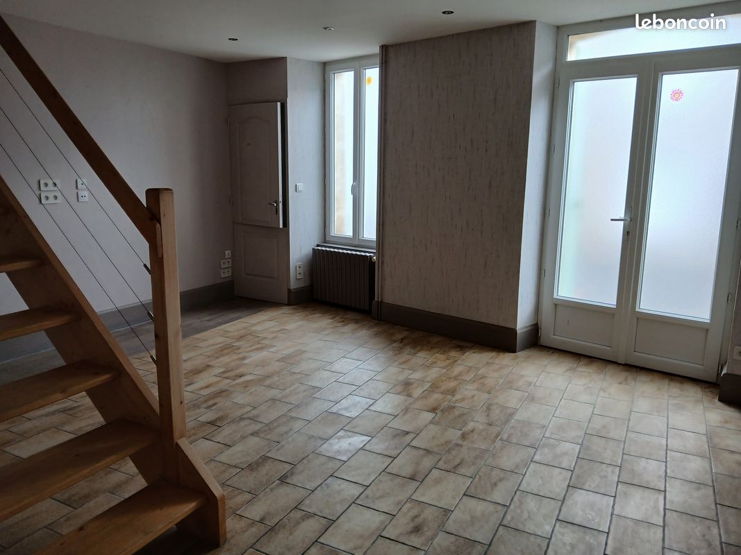 Maison 5 pièces 82 m² · à Aunac-sur-Charente · 82 m² · 626 €/mois