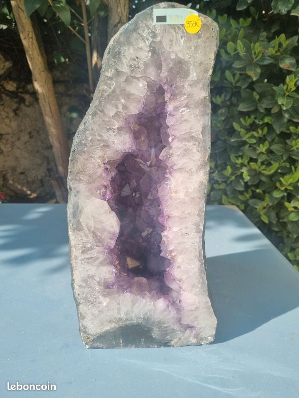 Ravissante Améthyste du brésil VS 3.95 carats