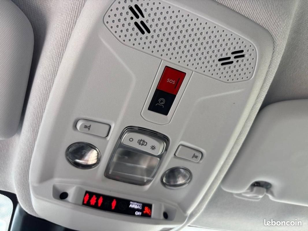 Peugeot 208 Hybrid 110 ch e-DCS6 - Edition (image 22)