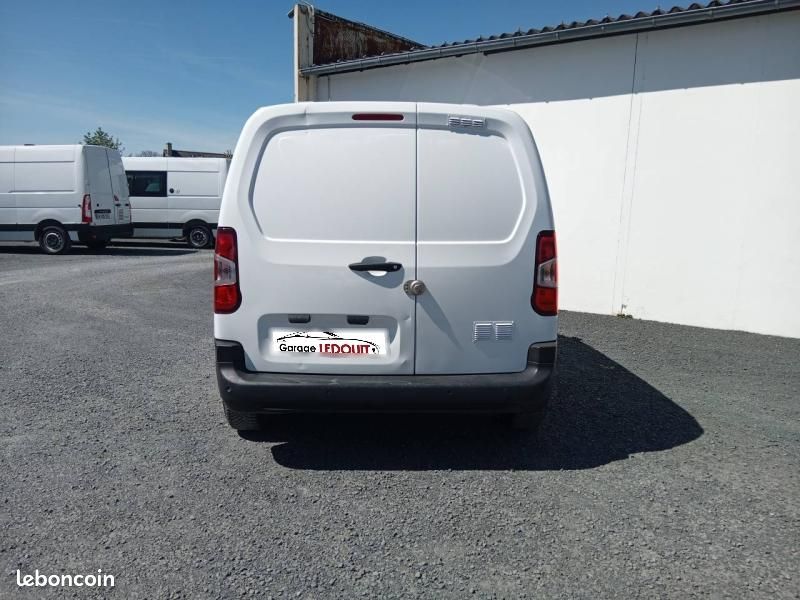 Citroen Berlingo Van 10 000 HT M 1.5 BlueHDi 100ch Club (image 4)