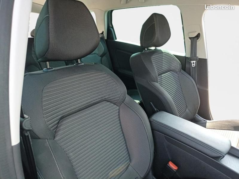 Renault Grand Scenic 1.7 Blue dCi 120ch Business 7 places (image 18)