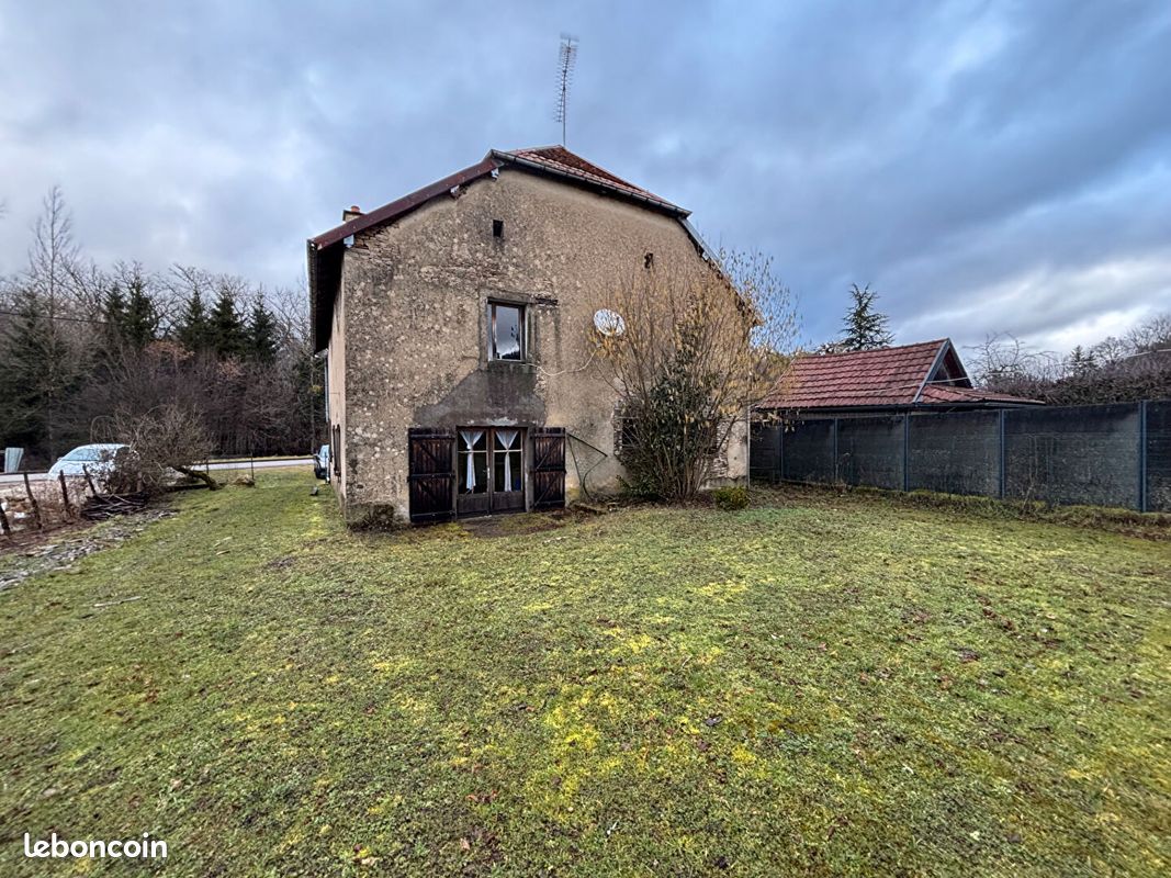 Maison 4 pièces 94 m² · à Geney · 94 m² · 50 000 €