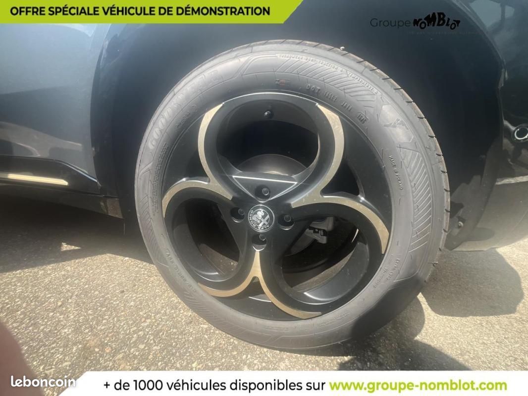 Alfa Romeo Junior ELECTRIQUE Elettrica 156 ch Intensa (image 28)
