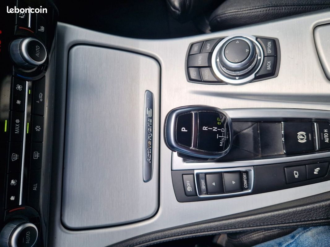 Bmw Série 5 F10 Luxe ActiveHybrid 340ch (535i) / Caméra 360 / Xénon / Toit Ouvrant / GARANTIE 1AN (image 20)
