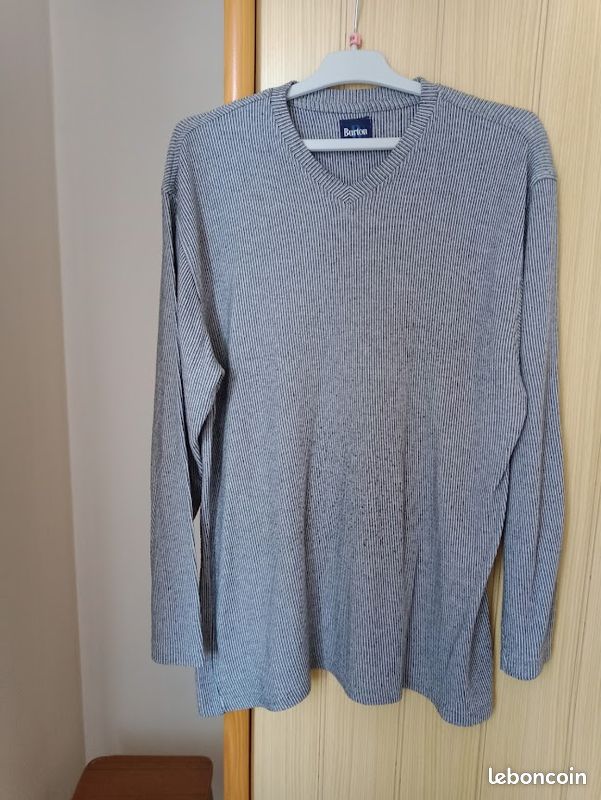 Polo gris à rayures col V manches longues T Burton Vêtements