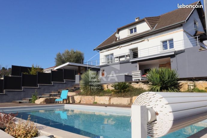 Maison 6 pièces 162 m²