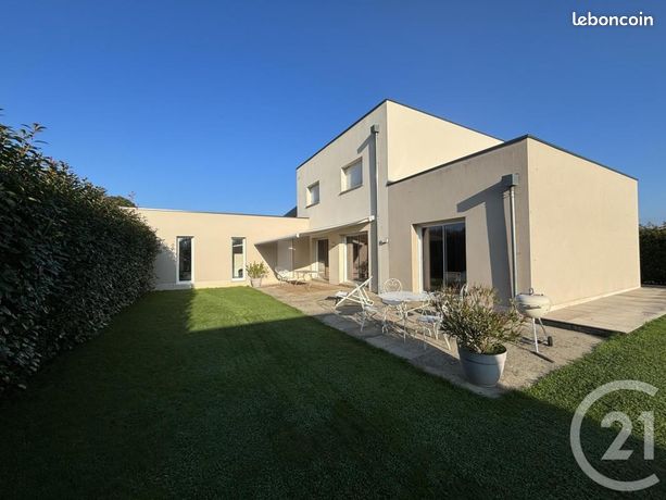 Pavillon 6 pièces 180 m²