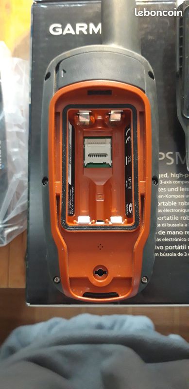 Garmin GPSMAP 62sc GPS outdoor en état moyen - Équipement moto
