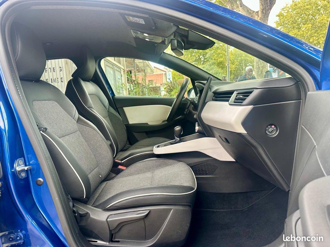 RENAULT CLIO V 1.6 E-Tech full hybrid 145 TECHNO *1ère MAIN (image 10)