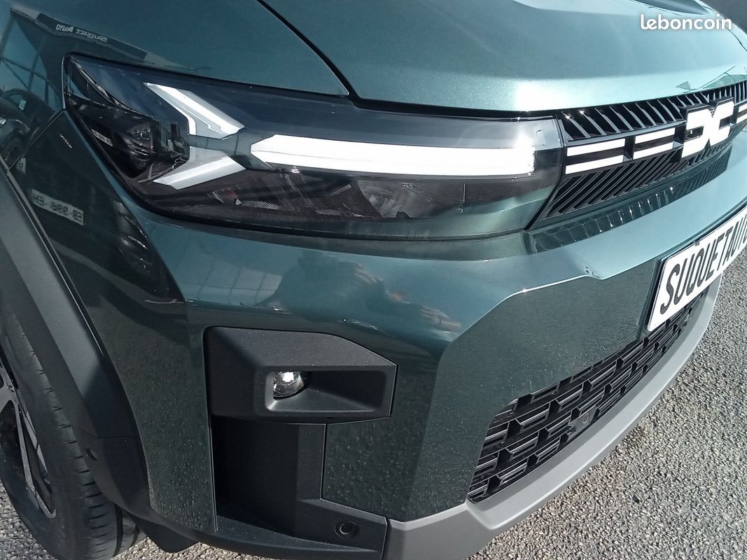Dacia bigster hybrid 155 journey (image 4)