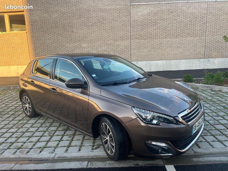 Peugeot 308 (image 1)