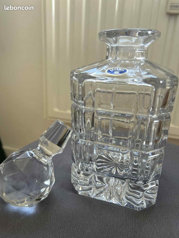 Carafe Spout avec bec verseur en métal - Fortuna Gravuren