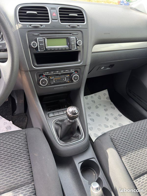 Volkswagen Golf 6 1.4i 80cv Confortline (image 10)