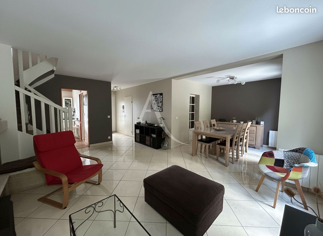 Maison 5 pièces 109 m² · à Orvault · 109 m² · 339 200 €