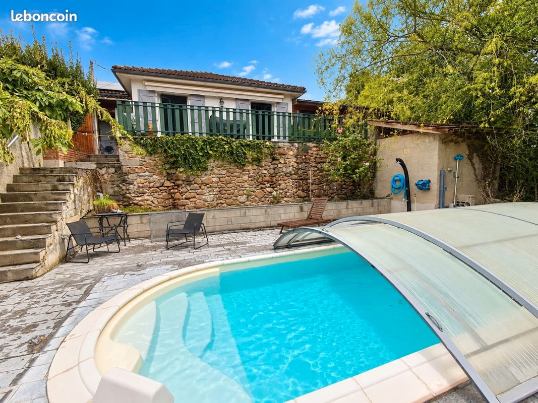 Maison 7 pièces 137 m² · à Escala · 137 m² · 285 000 €
