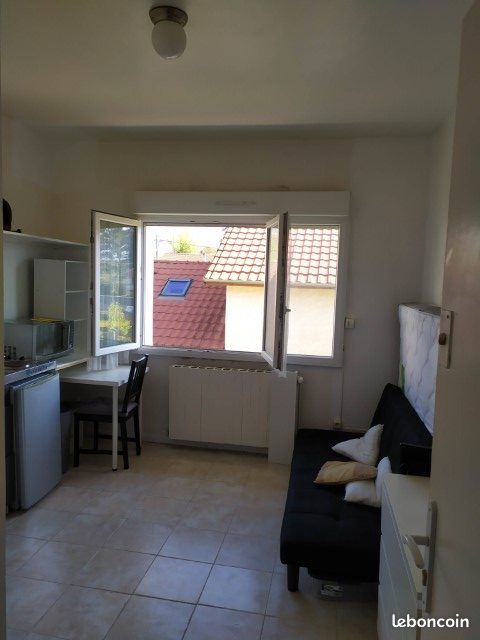 Appartement 1 pièce 13 m² · à Saint-Martin-d'Hères · 13 m² · 338 €/mois