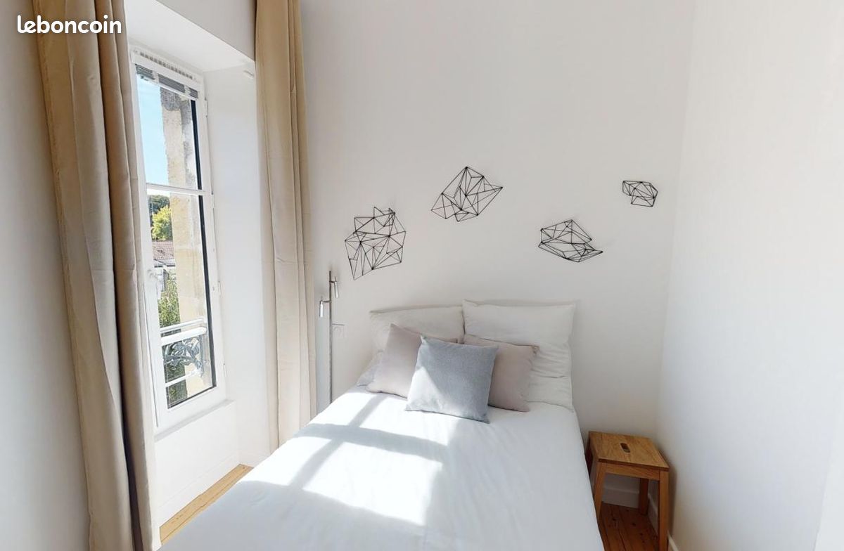 Appartement 1 pièce 16 m² · à Bordeaux · 16 m² · 814 €