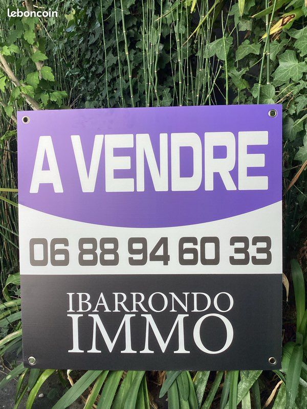 Parking 3 pièces 64 m² · à Biarritz · 64 m² · 295 000 €