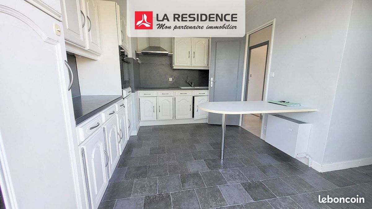 Appartement 3 pièces 77 m² · à Évreux · 77 m² · 126 000 €