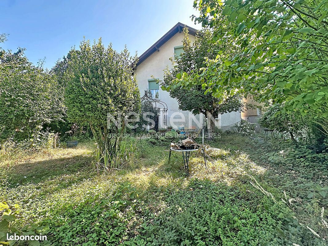 Maison 5 pièces 100 m² · à Bron · 100 m² · 470 000 €