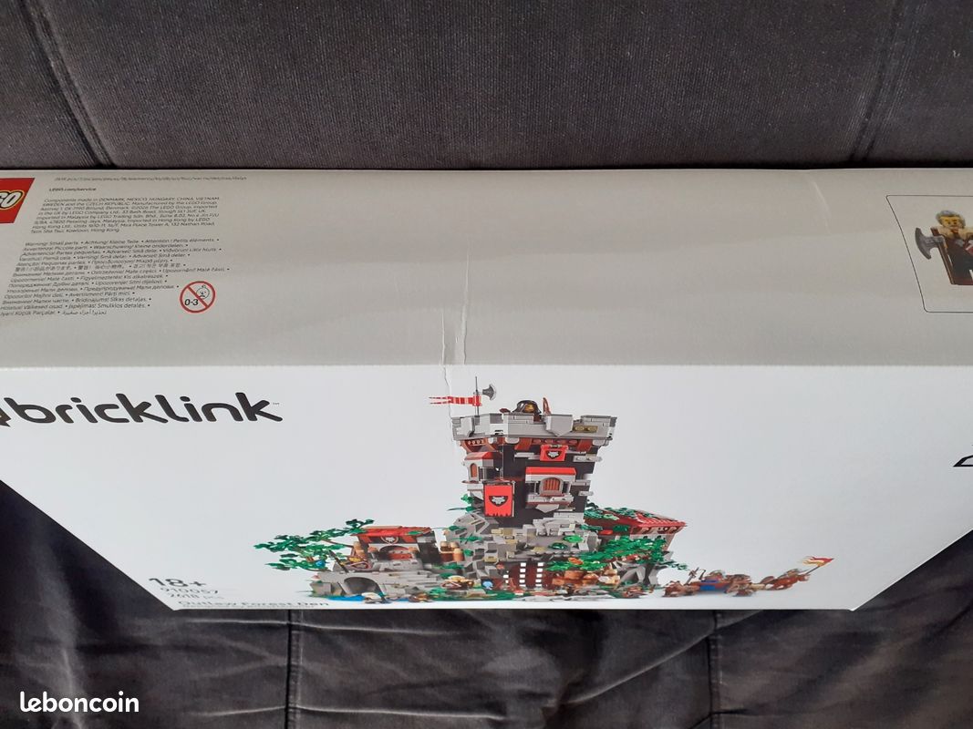 LEGO Castle Bricklink 910057 Outlaw Forest Den (image 3)
