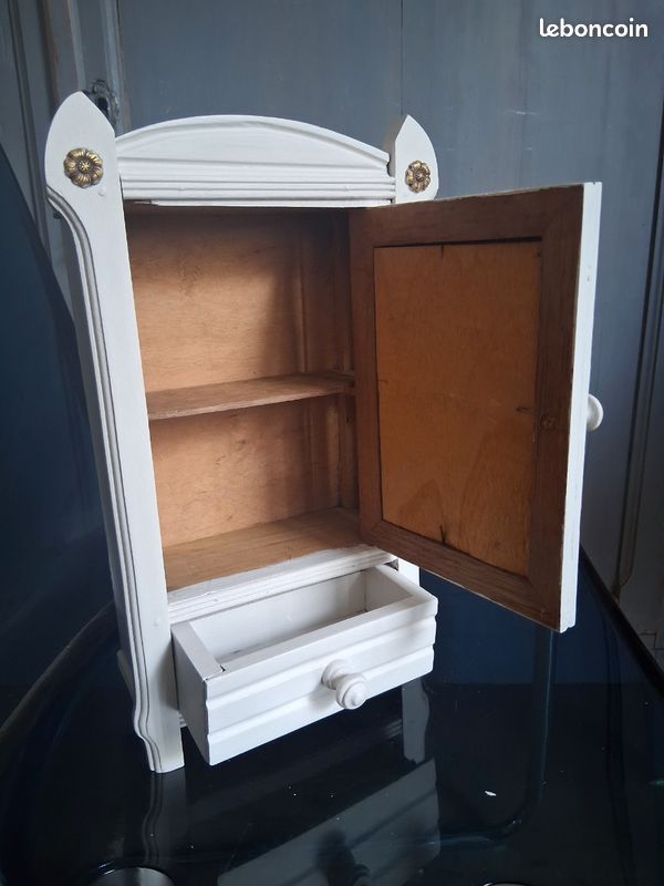 Armoire poupee jeux, jouets d'occasion
