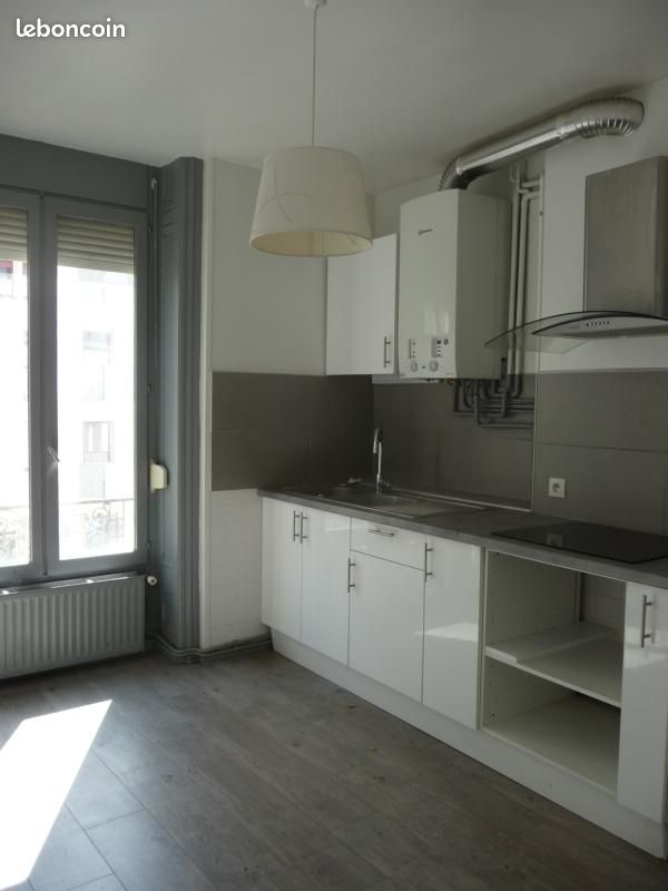 Appartement 5 pièces 79 m² · à Saint-Étienne · 79 m² · 120 000 €