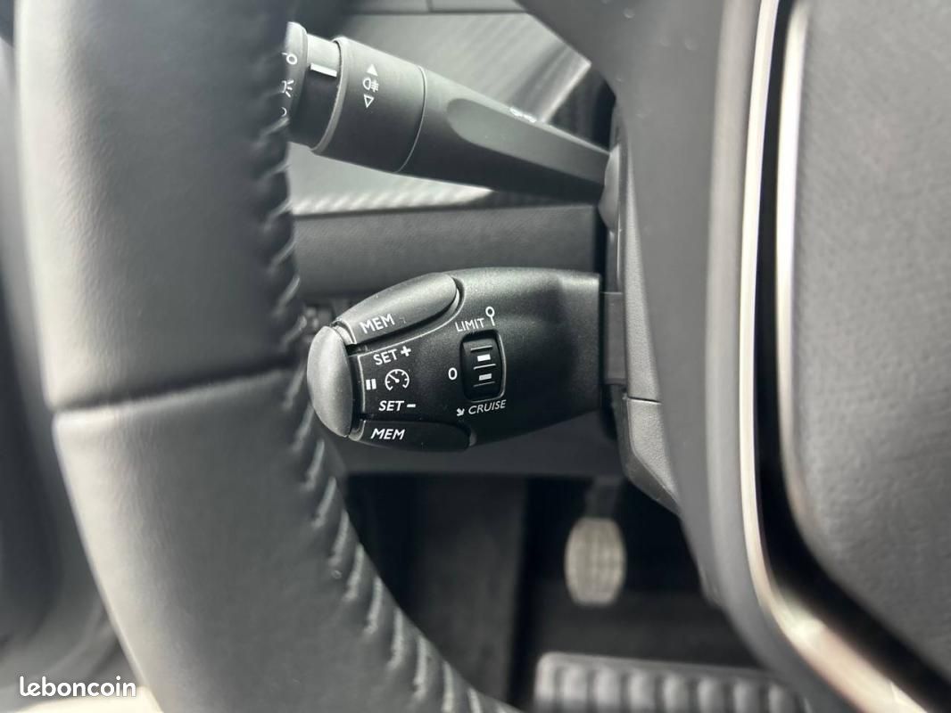 Peugeot 208 PureTech 75 S&S BVM5 - Active (image 19)