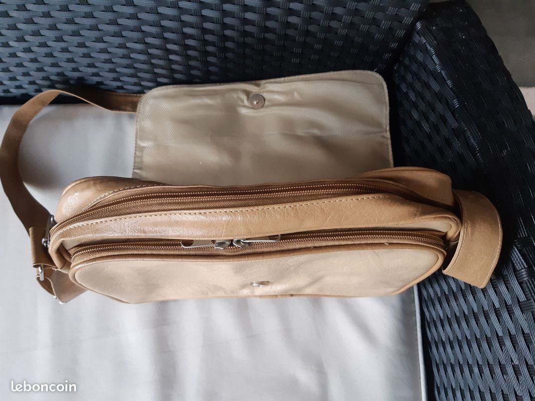 Sac à main multi-poches vintage (image 6)