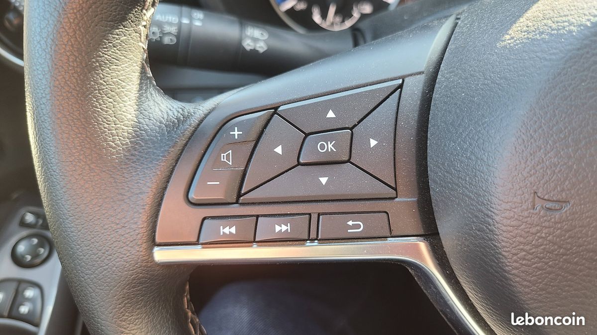 NISSAN Juke HYBRID 143 N-Connecta (image 16)