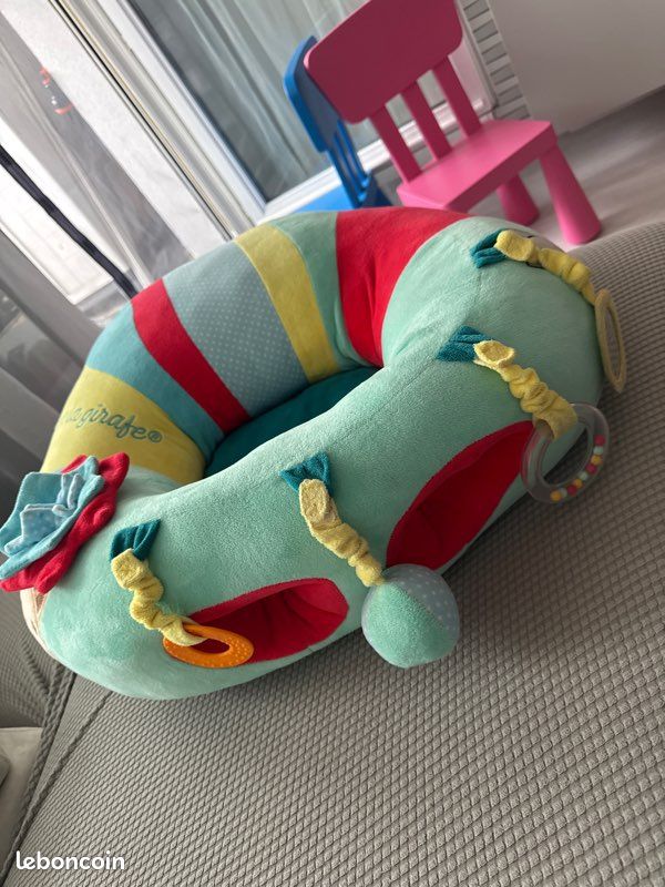 Coussin Sophie la girafe (image 1)