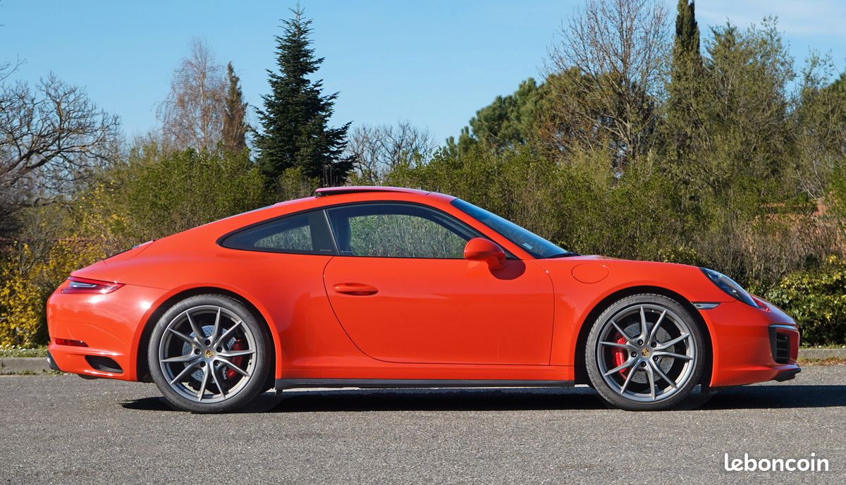 Porsche 991.2 Carrera 4S PDK Orange Lava Intérieur Full Cuir Noir Toit Ouvrant électrique Pack Chrono Sport Plus Echappement Sport à valves Bose Carplay (image 2)