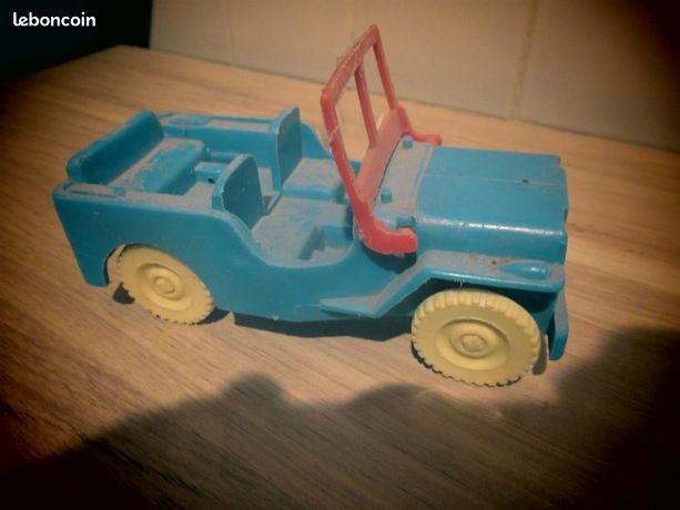Jouet Ancien Jeep En Plastique – 19 Cm De Long, Occasion, Vintage