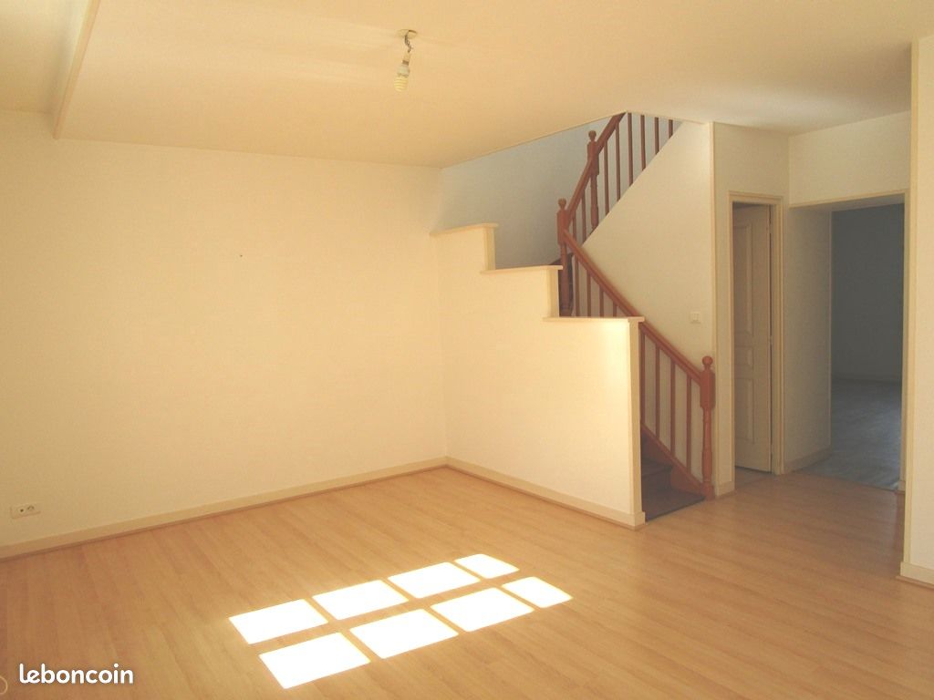 Appartement 3 pièces 67 m² · à Saintes · 67 m² · 623 €