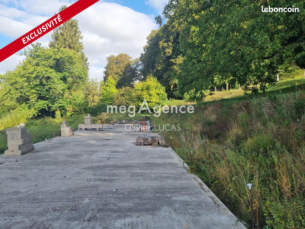 Terrain 4872 m² · à Saint-Samson-de-la-Roque · 4 872 m² · 124 900 €