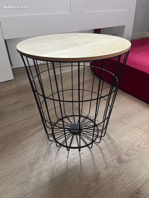 Table d’appoint (image 1)