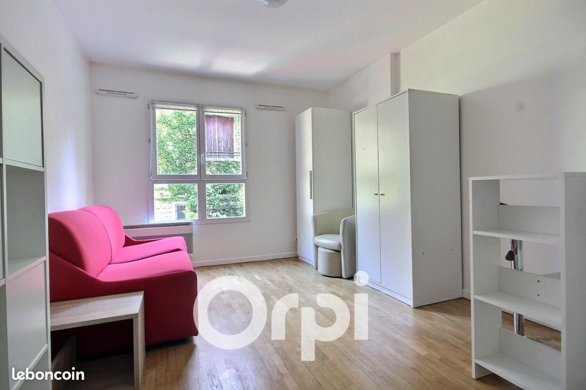 Appartement 1 pièce 21 m² · à Chaville · 21 m² · 750 €/mois