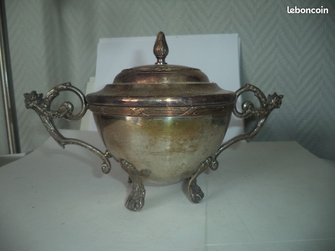 Sucrier Ancien / Bonbonnière – Papillons Métal Argenté – Laiton – France