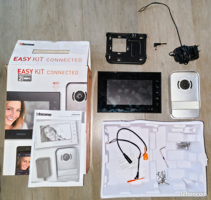 Portier Vidéo BTicino Easy Kit 318015 (image 1)