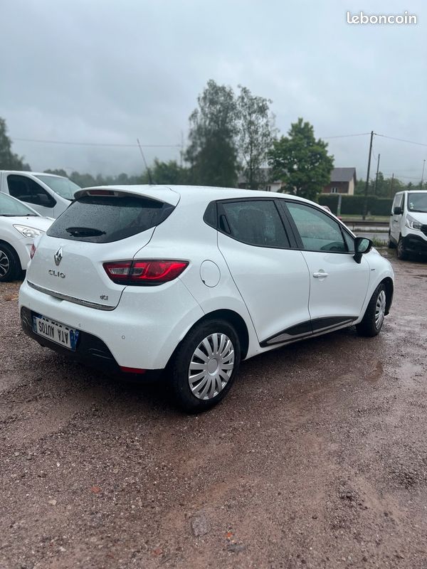 Renault Clio IV 1.5l DCI 90cv Energy Intens Eco2 90g (image 4)