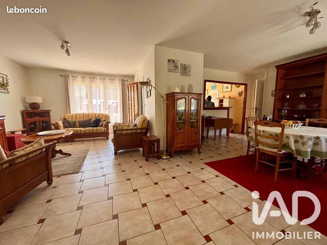 Maison 5 pièces 108 m² · à Tours · 108 m² · 303 050 €