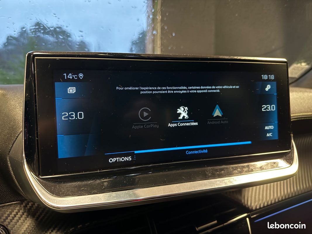 PEUGEOT 2008 BlueHDi 130 SS EAT8 GT Pack / Entretien complet (image 34)