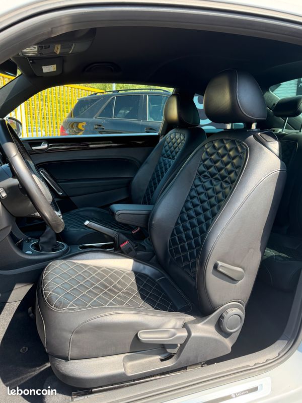 Volkswagen BEETLE COCCINELLE 2.0 TDI 110ch Couture (image 3)