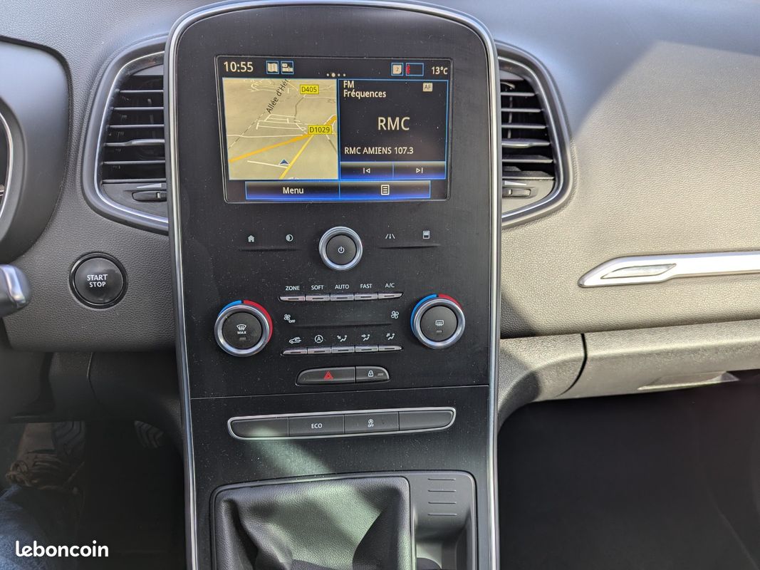 RENAULT SCENIC IV TCe 130 LIMITED (image 9)