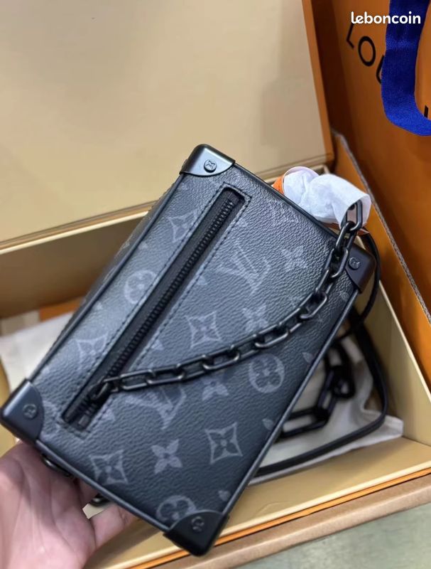 Sac Loui’s Vuitony Mini Soft Trunk (image 2)