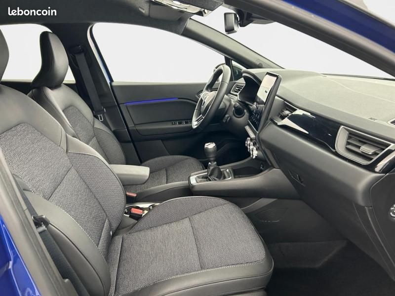 Renault Captur 1.3 TCe 140ch FAP Rive Gauche (image 18)