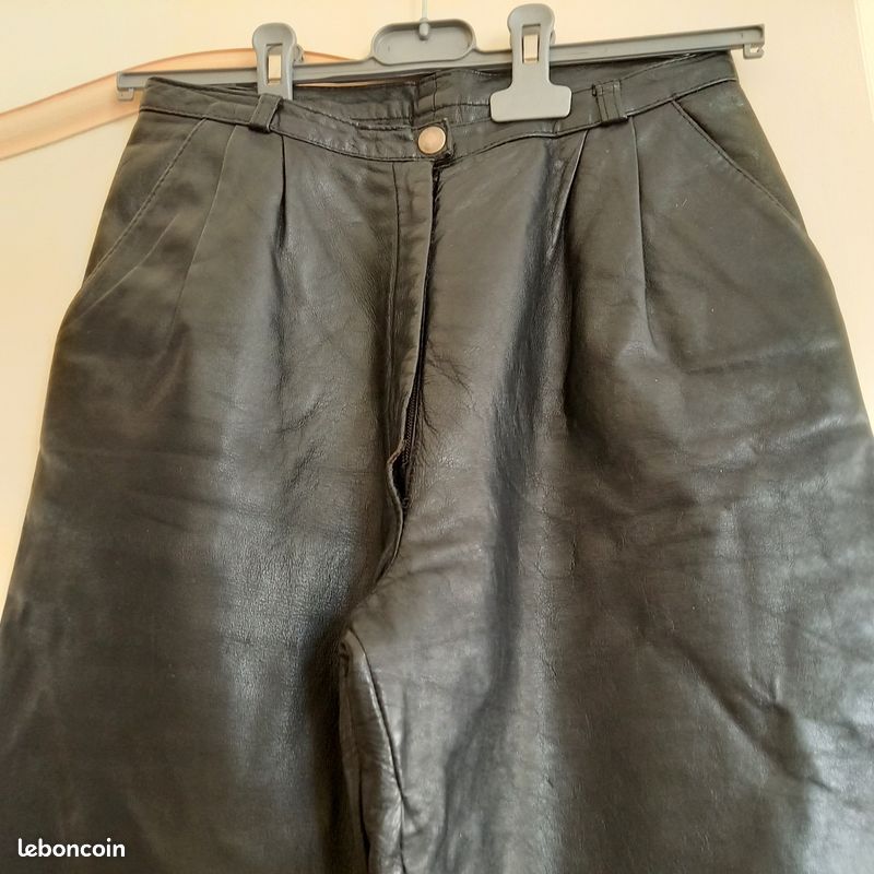 Pantalon cuir taille 38 (image 2)