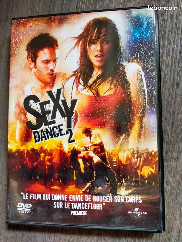 Sexy dance 2 lot possible (image 1)