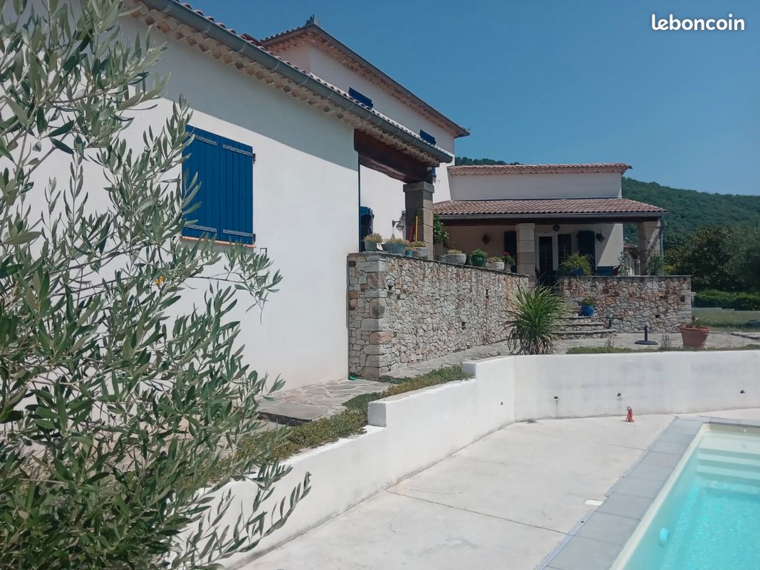 Location chambre & cuisine. Piscine privée pour 2 voyageurs Parc National des Cévennes (image 15)